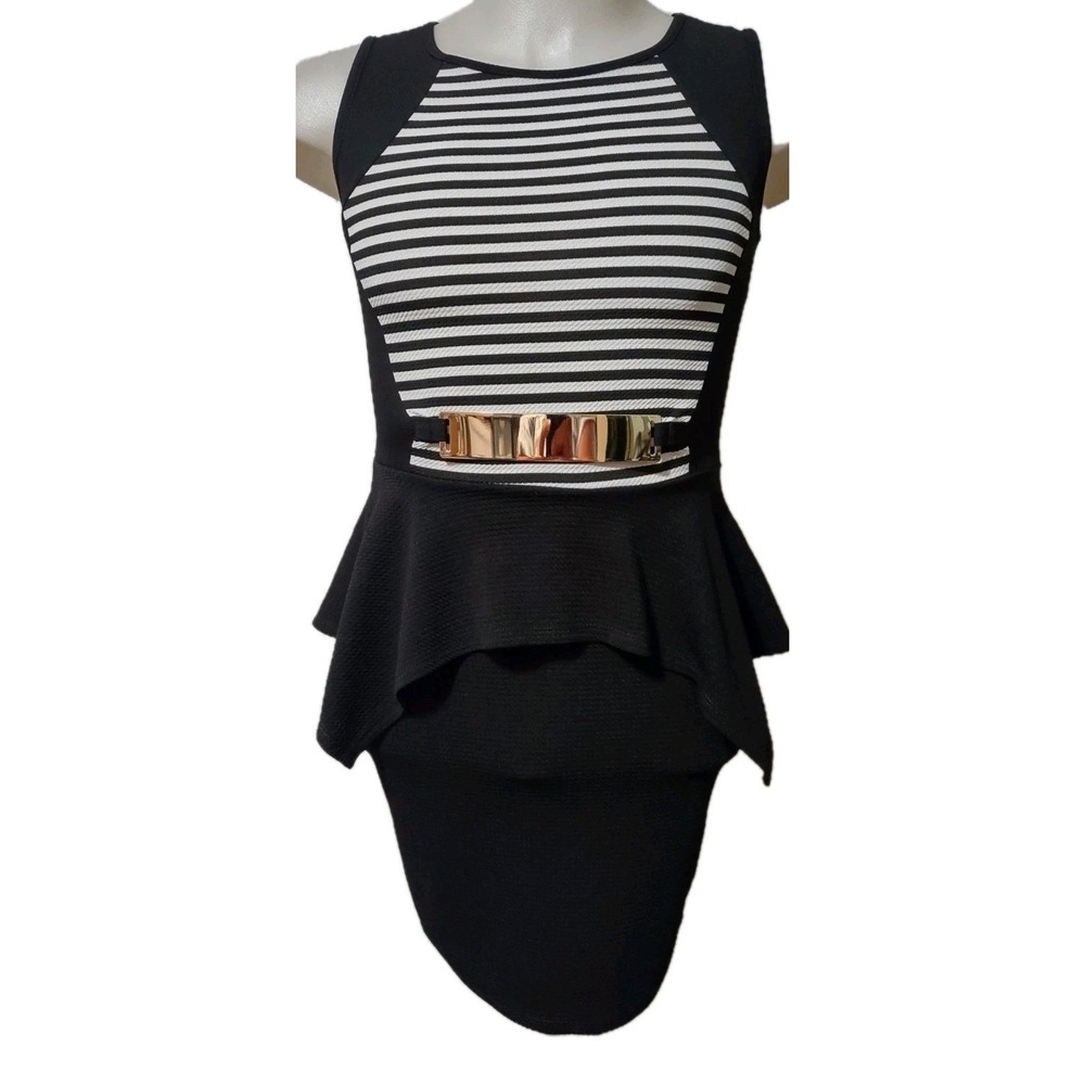 Mesmerized Sleeveless Black Dress  Women's Size‎ Medium White Striped Gold Belt